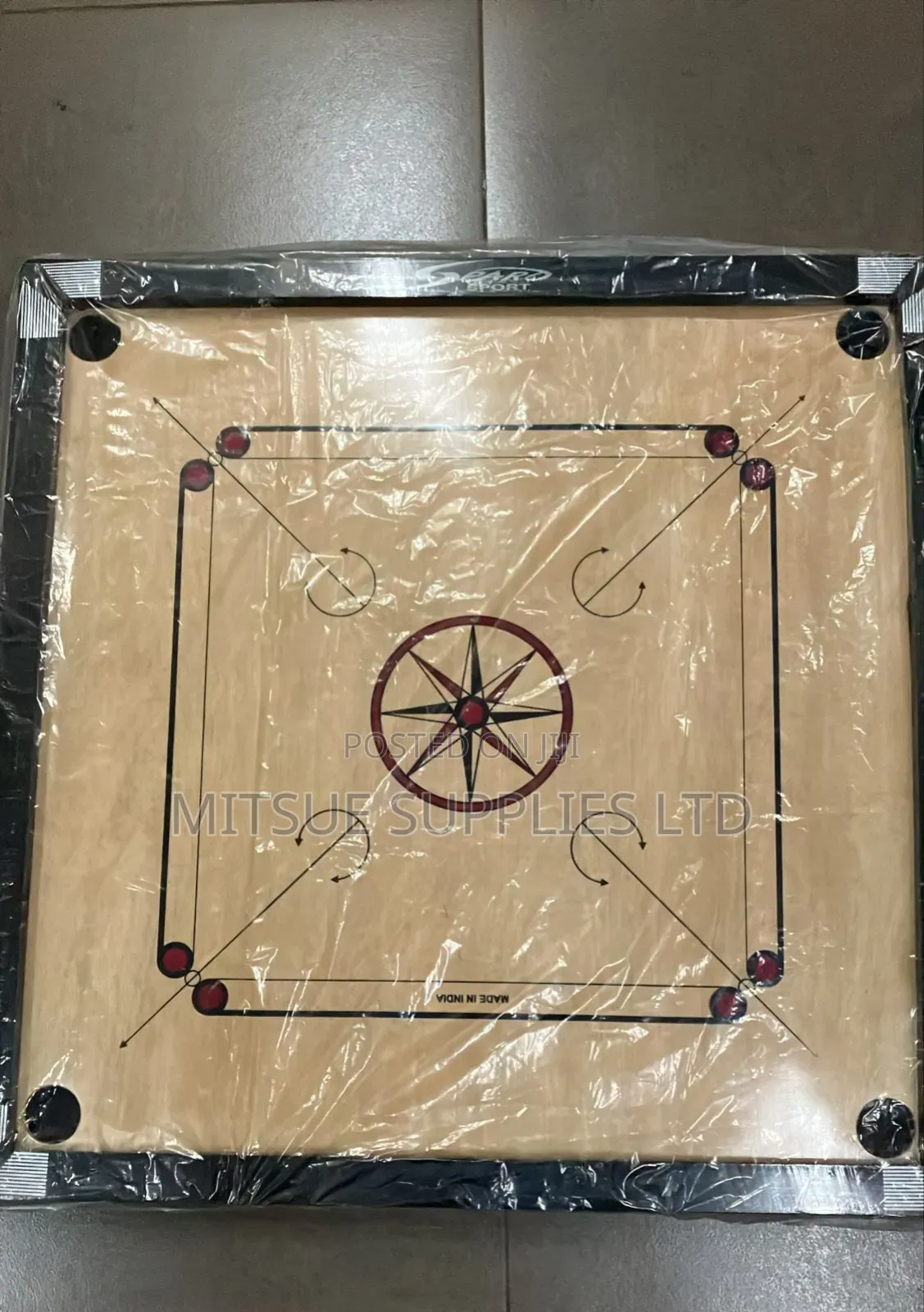 Carrom Board Complete With Carrom Men 33x33 Inch
