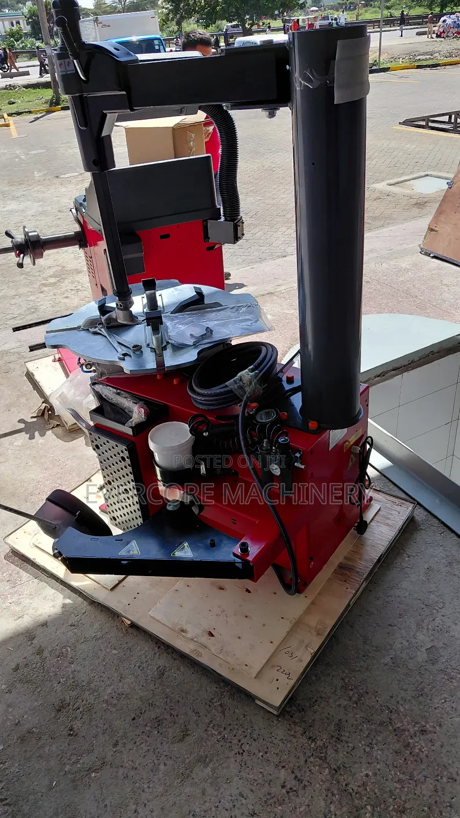 Sunshine Italy 2026model Tyre Changer/Remover Machine.