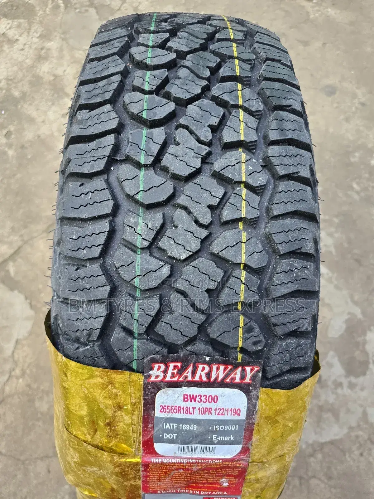 265 /65 R18 Bearway.
