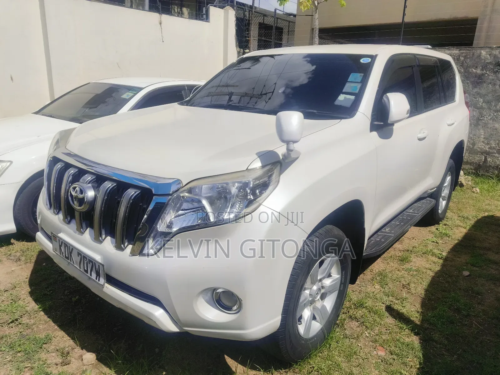 Toyota Land Cruiser Prado 2015 White