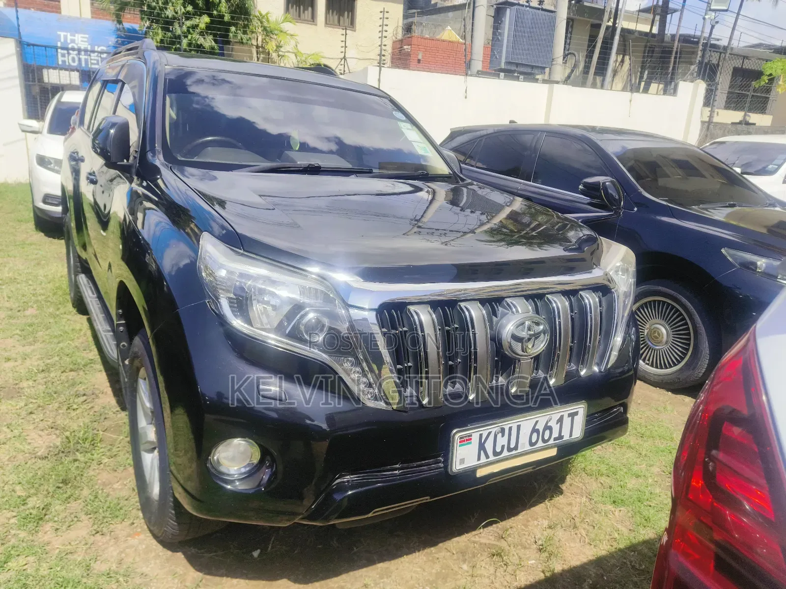 Toyota Land Cruiser 2012 Black
