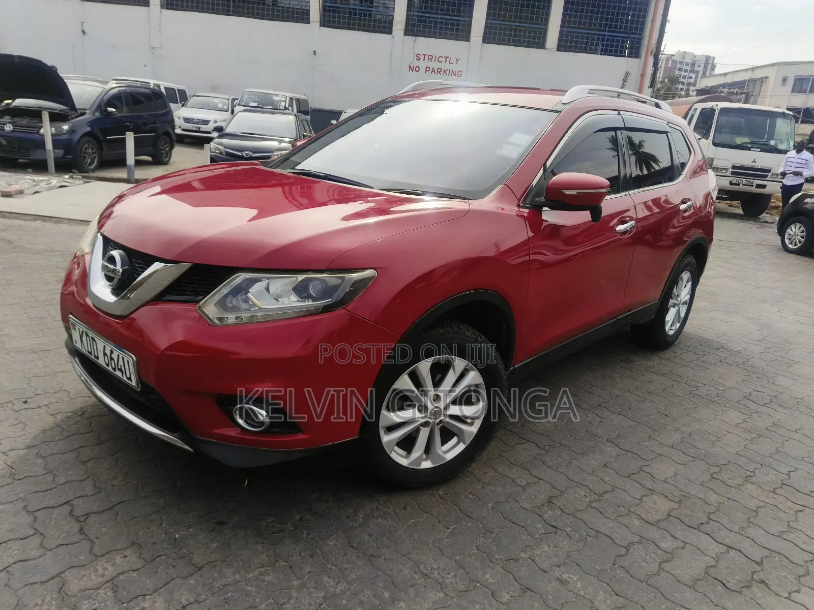 Nissan X-Trail 2015 Red