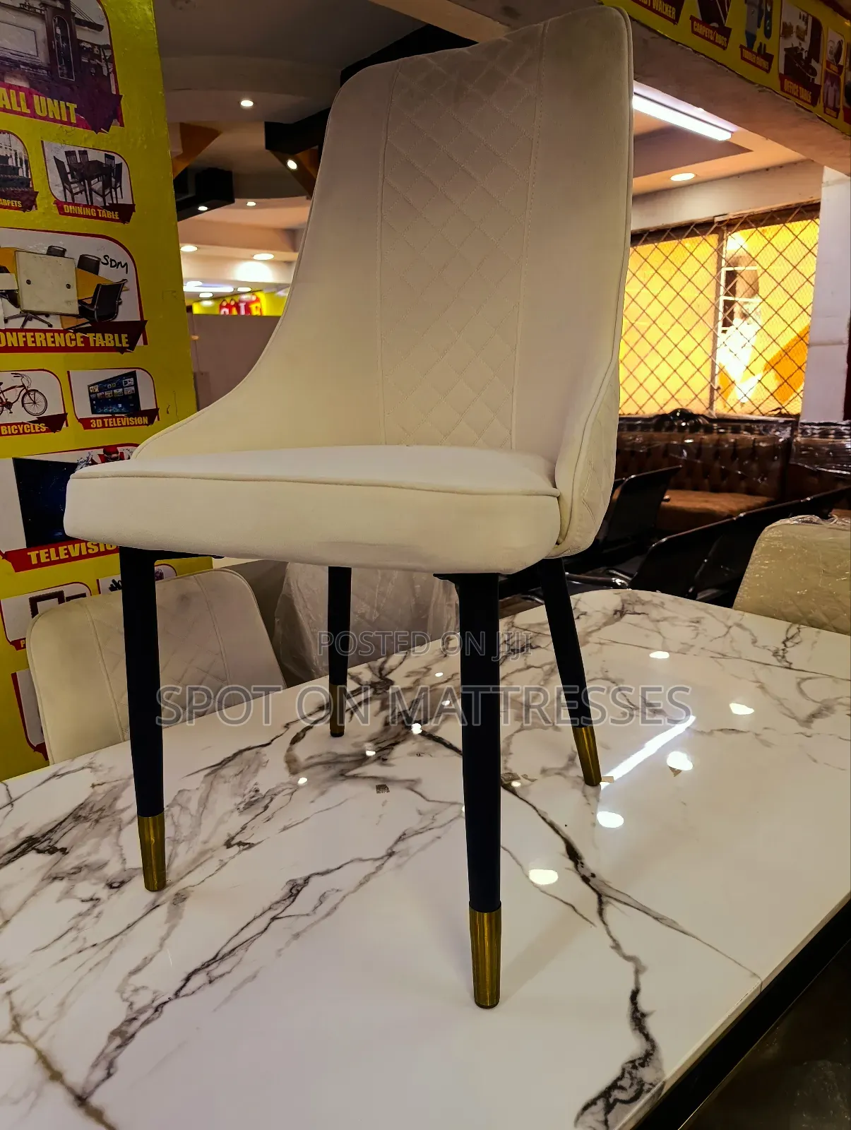 Super Dope! 6 Seater Family Dining Set. Free Delivery Within Nairobi.
