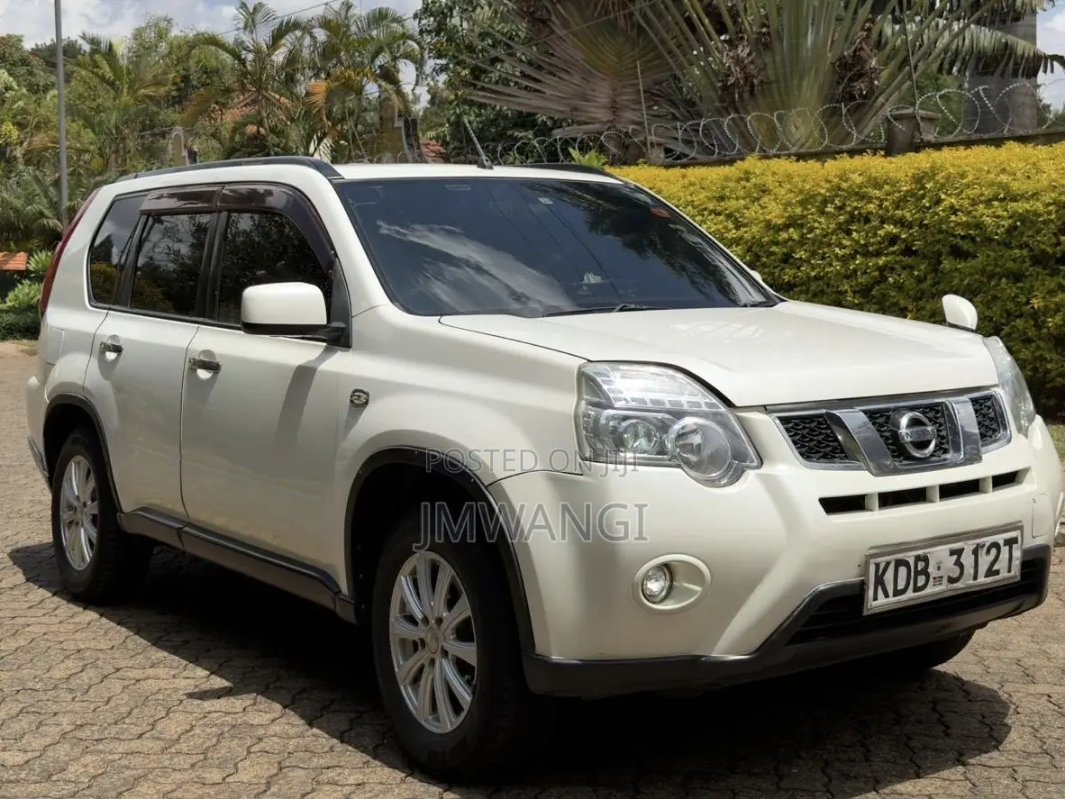 Nissan X-Trail 2013 White