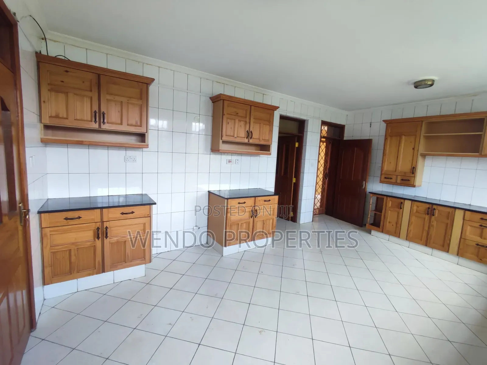 6bdrm Villa in Karen C for rent