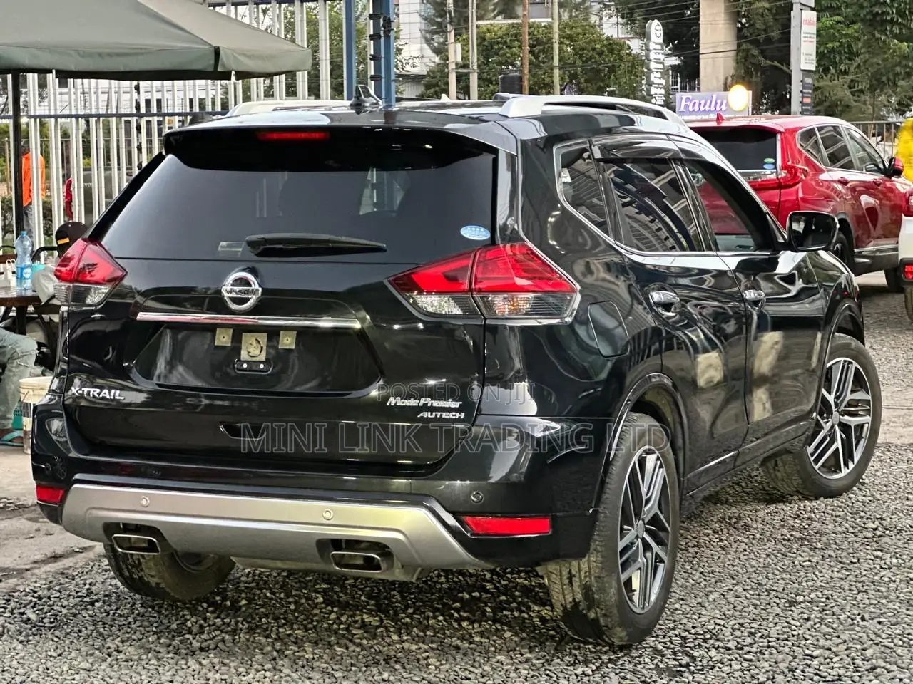 Nissan X-Trail 2.0 Petrol FWD 2018 Black