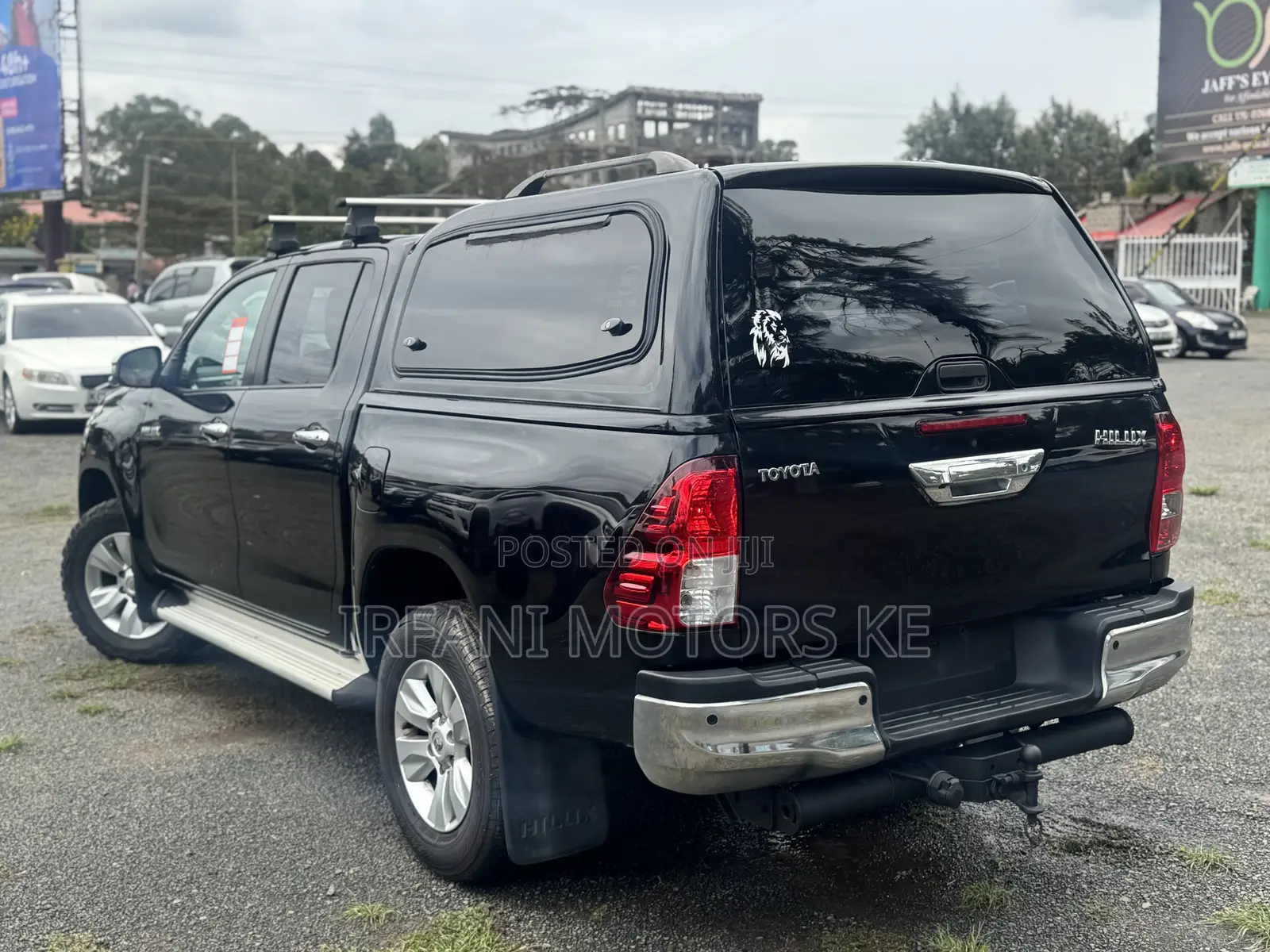 Toyota Hilux SR5+ 4x4 2018 Black