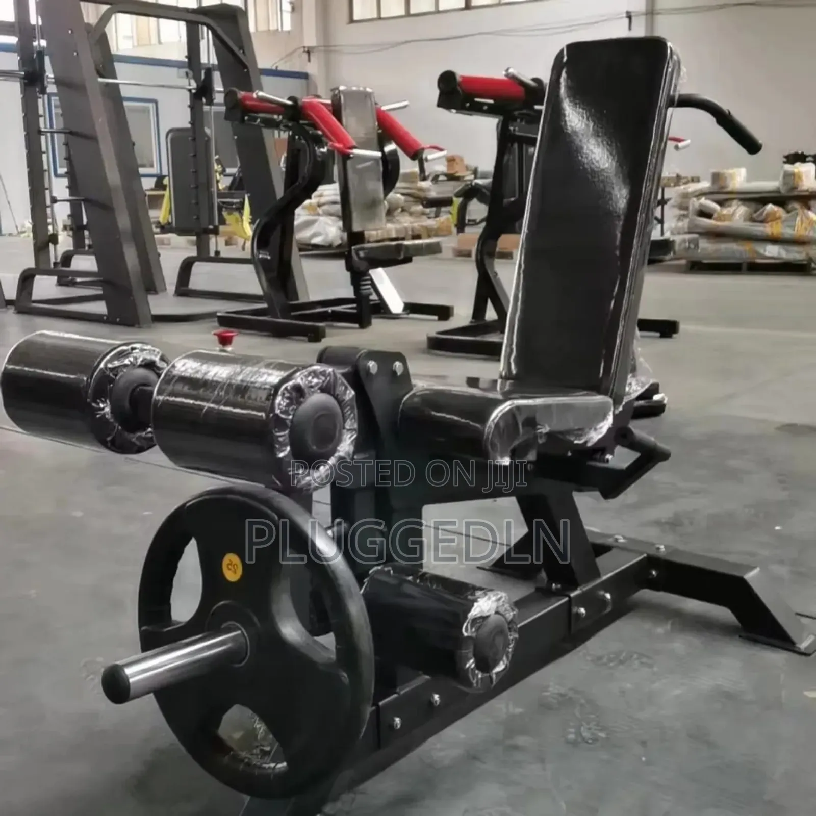 Heavy-Duty Plate-Loaded Leg Curl Leg Extension Machine
