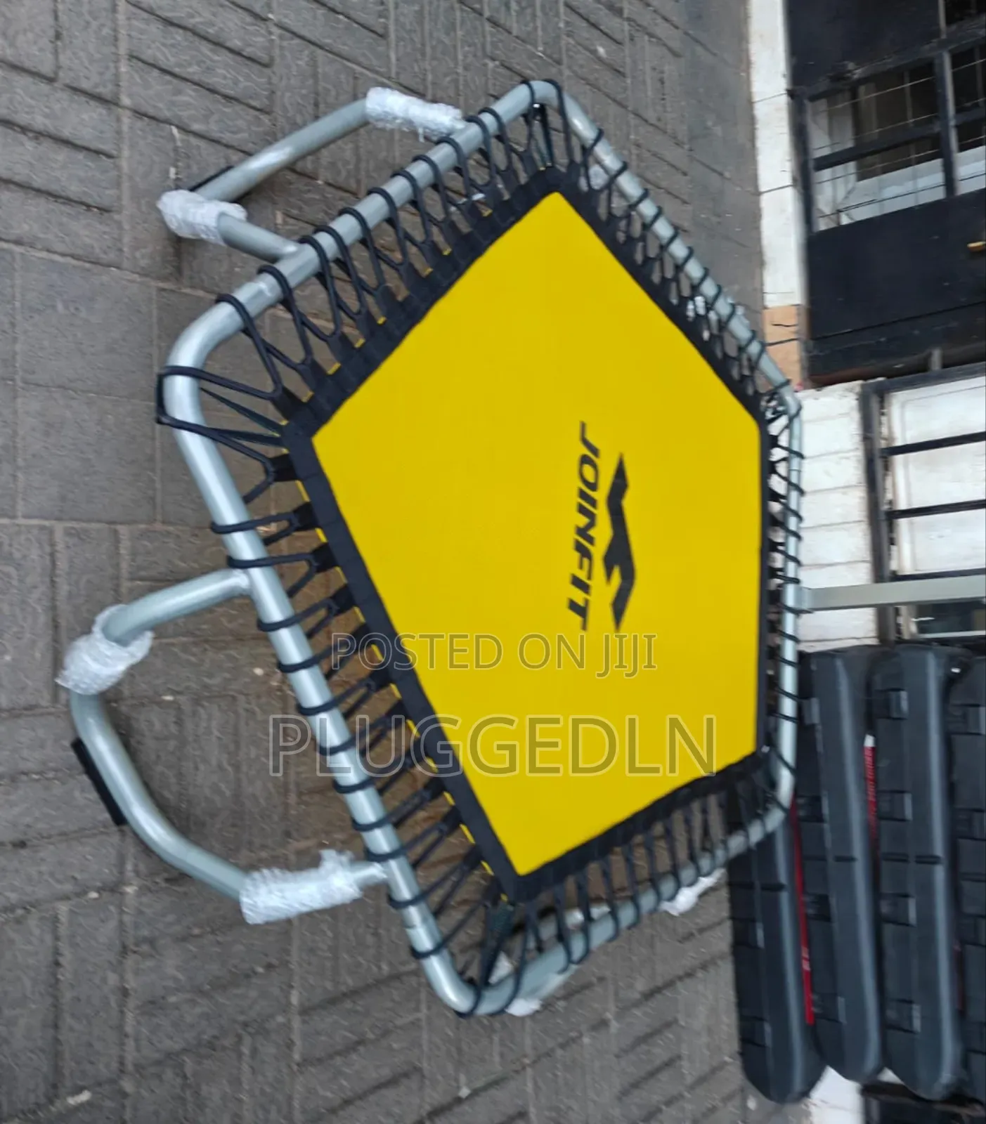 *Commercial Aerobic Trampoline
.