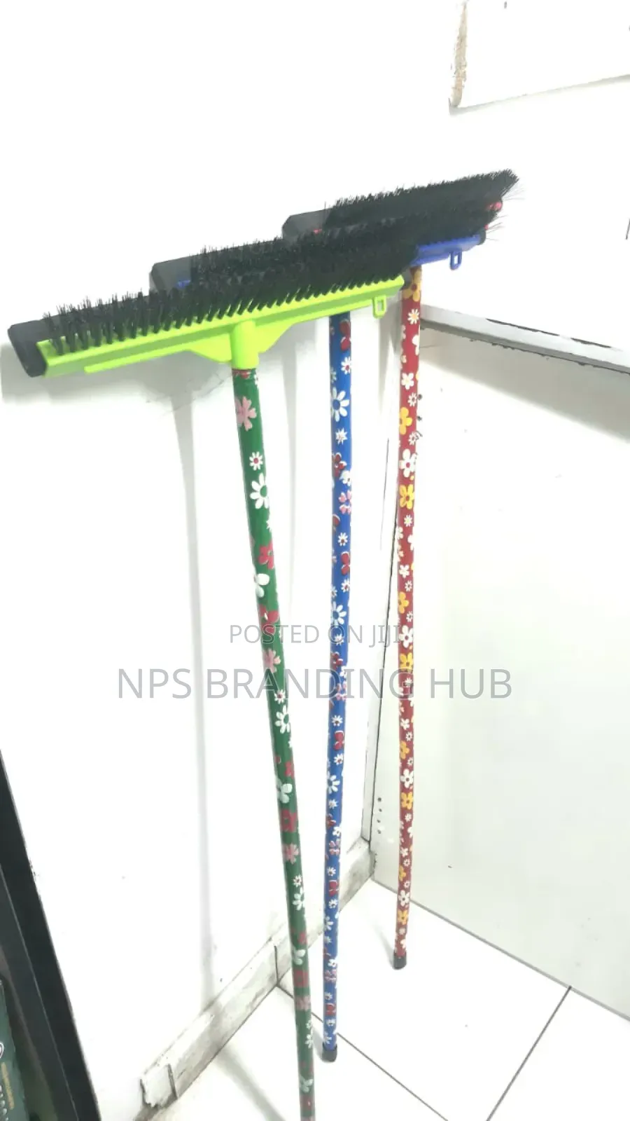 2 in 1 Carpet Hair Removal Broom HBC