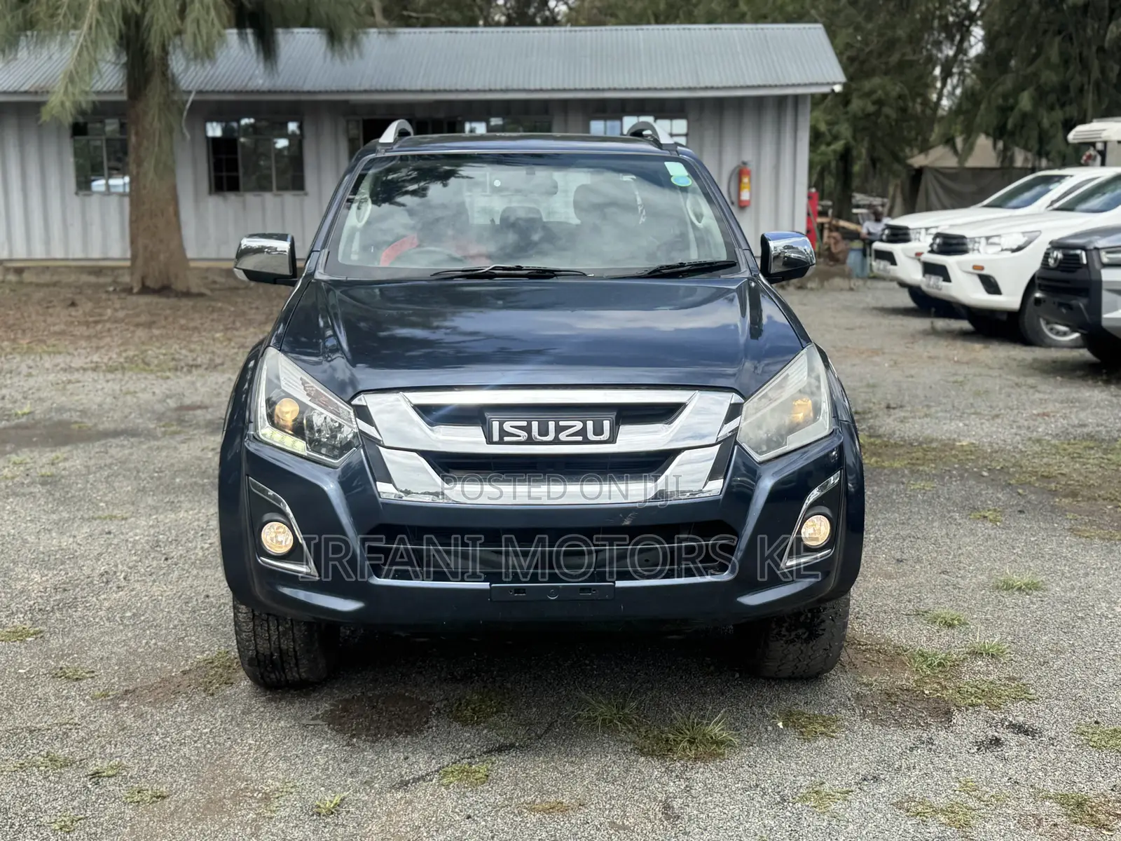 Isuzu D-MAX 2018 Blue