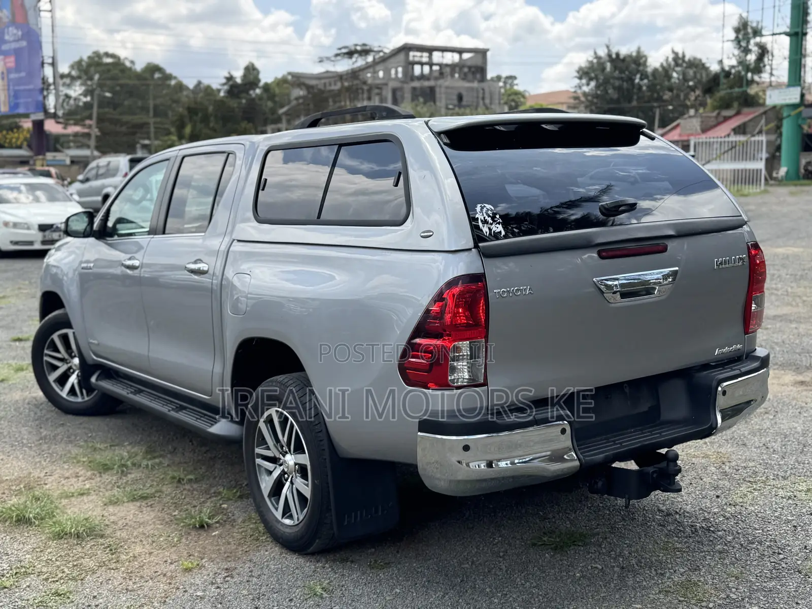 Toyota Hilux Revo Double Cab Deisel 2.4 AWD 2019 Silver
