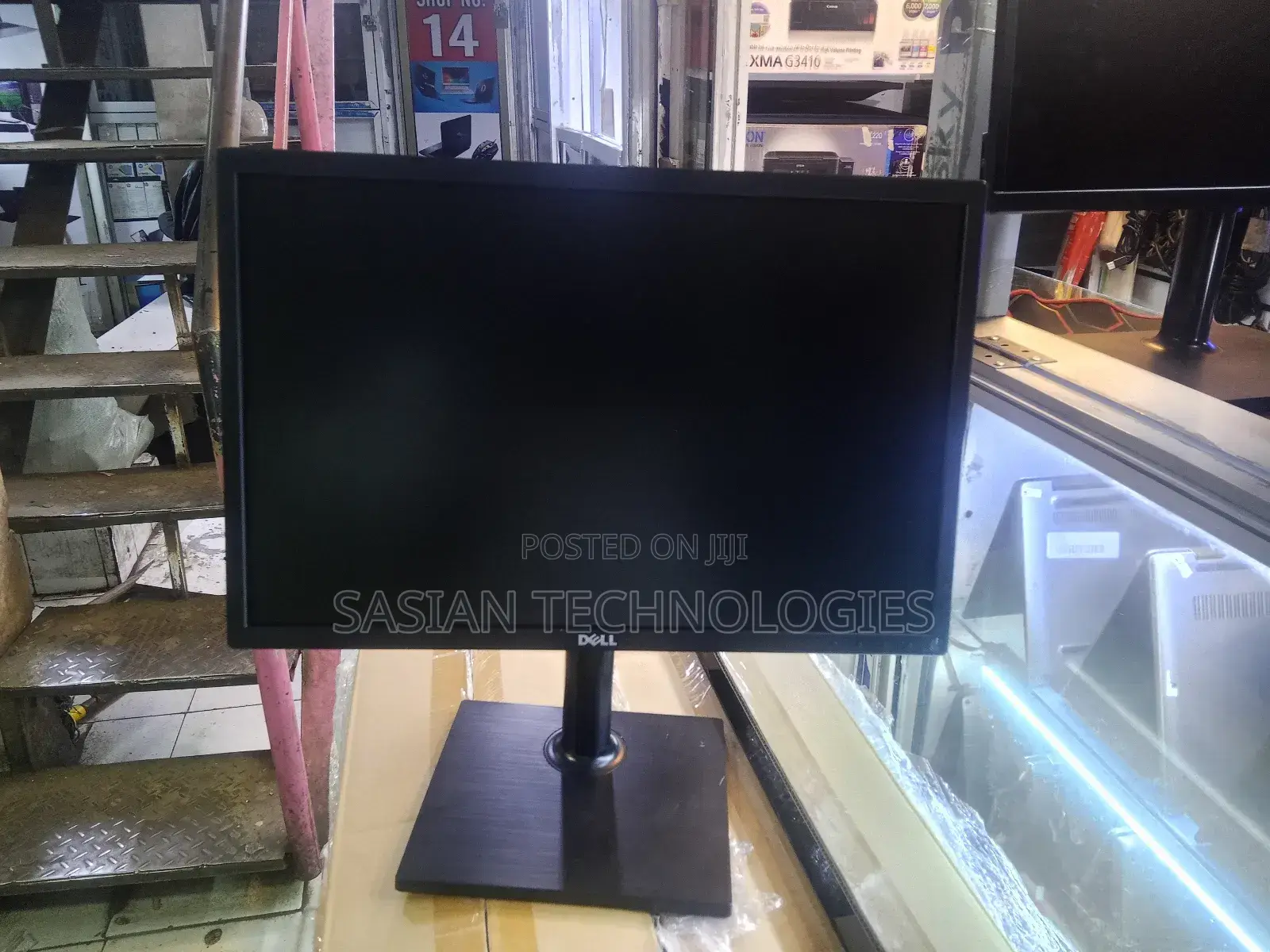 22 Inches Dell Monitor With Hdmi , Display and Vga Port Available