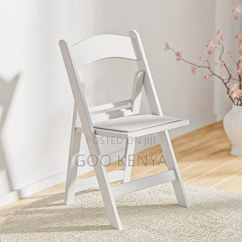 Outdoor Chair;Durable White Folding Chair With Comfortable Padded Seat