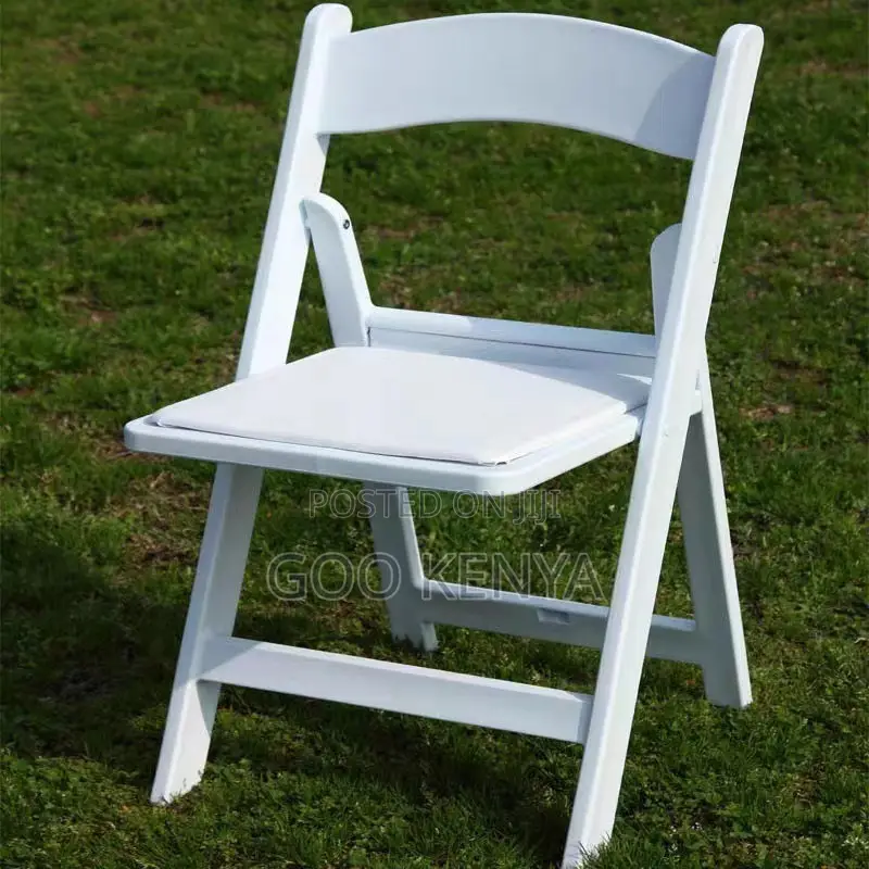 Outdoor Chair;Durable White Folding Chair With Comfortable Padded Seat