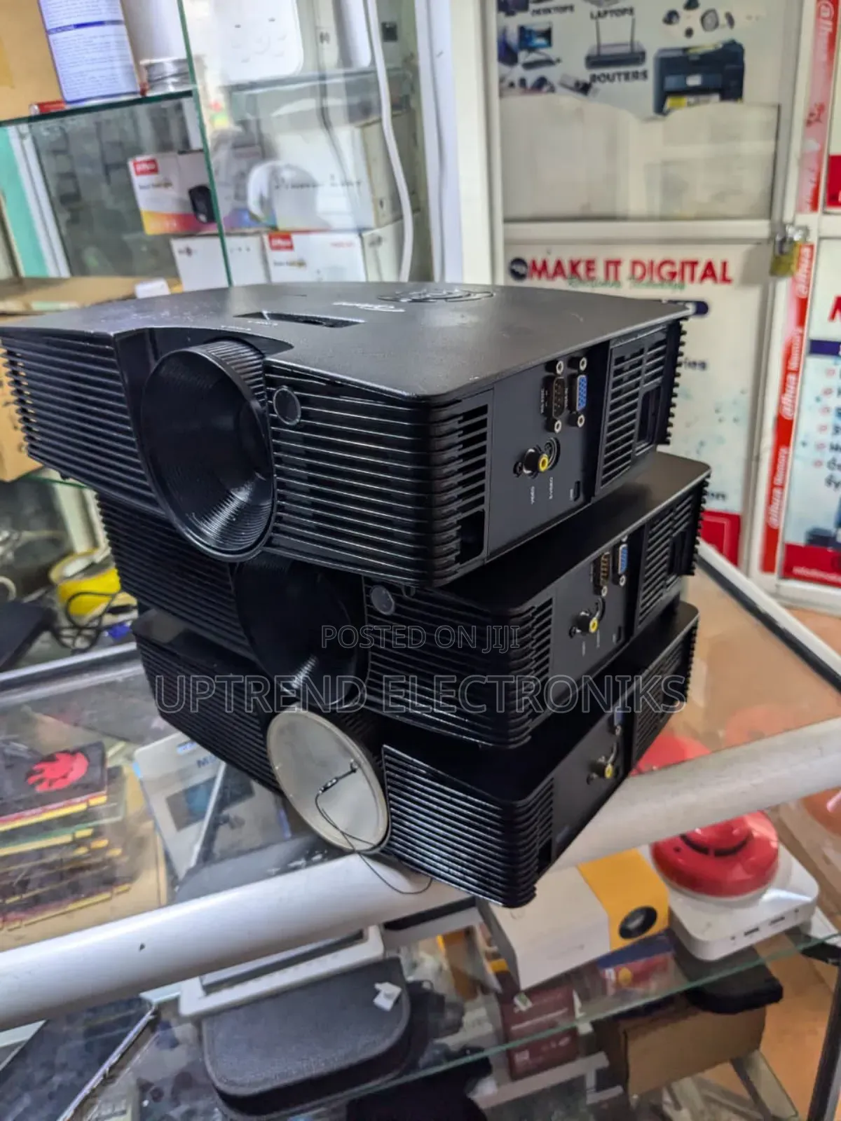 Optoma S310e Projector – Bright 3200 Lumens Clear Projection