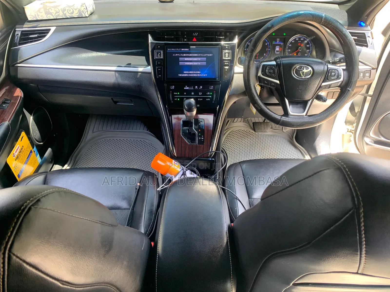 Toyota Harrier 2.0 2016 White
