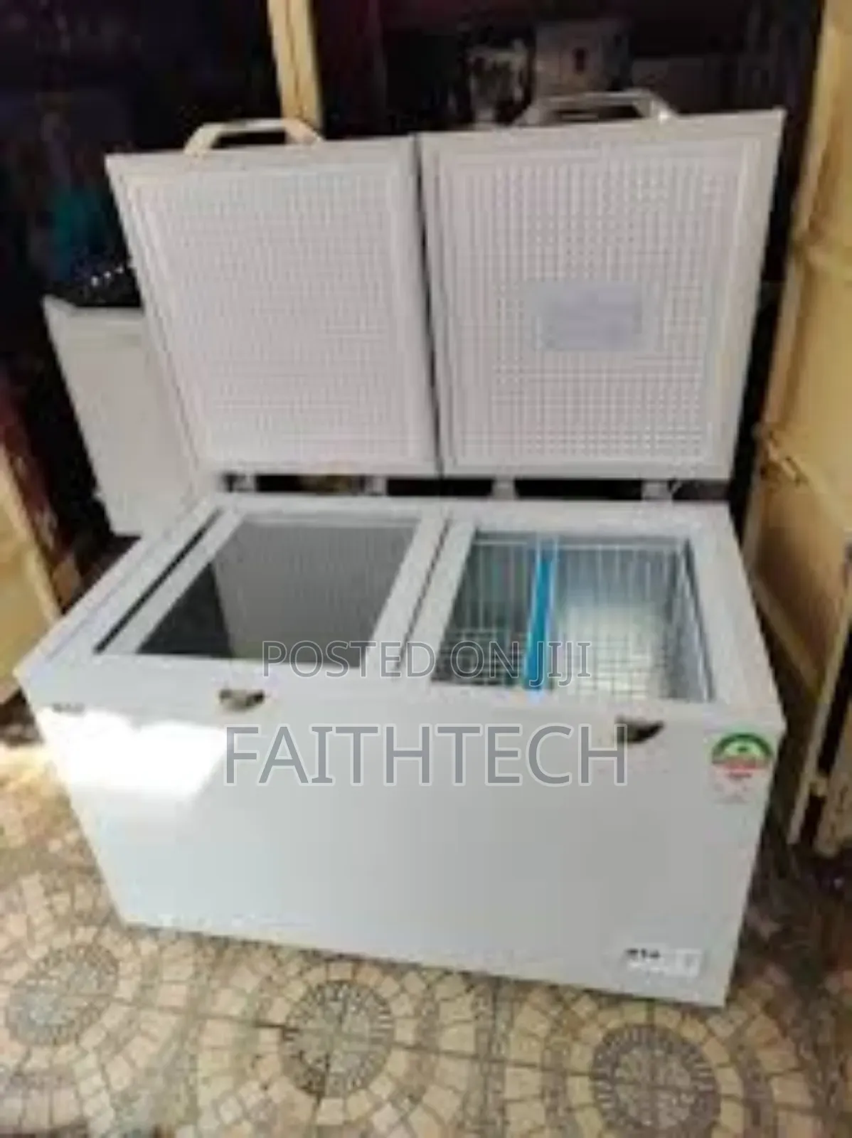 Ramtons 354litres Deep Freezer