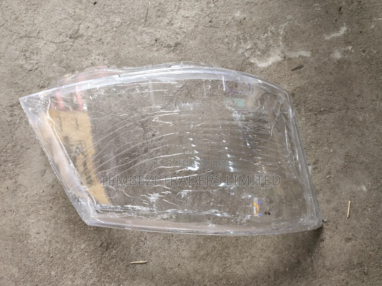 Headlight/Headlamp Lens Nissan Nv350