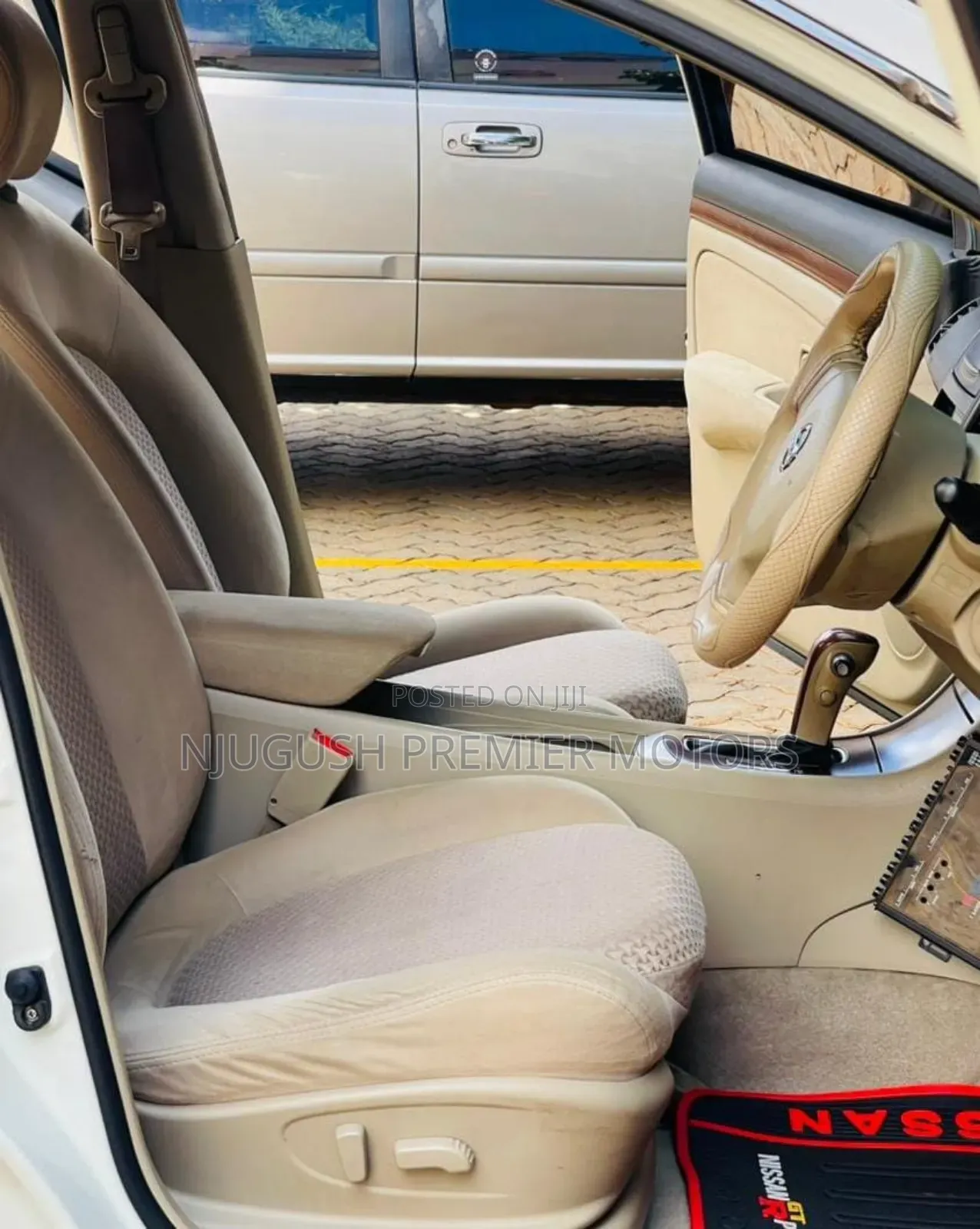 Nissan Bluebird 2012 White