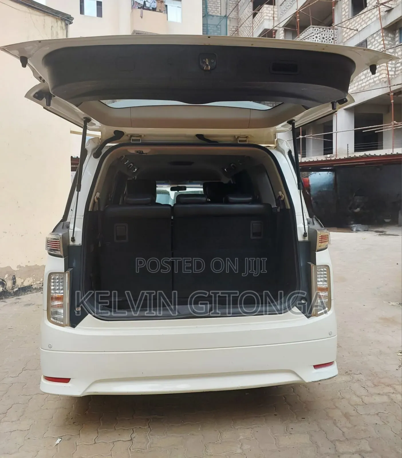 Nissan Elgrand 2015 White