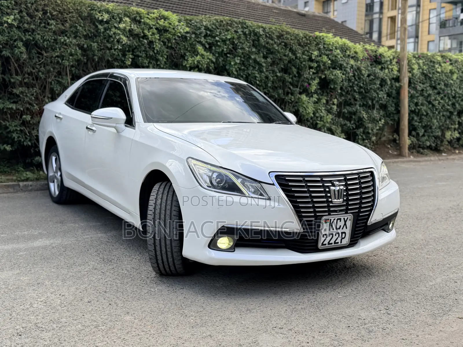 Toyota Crown 2013 White