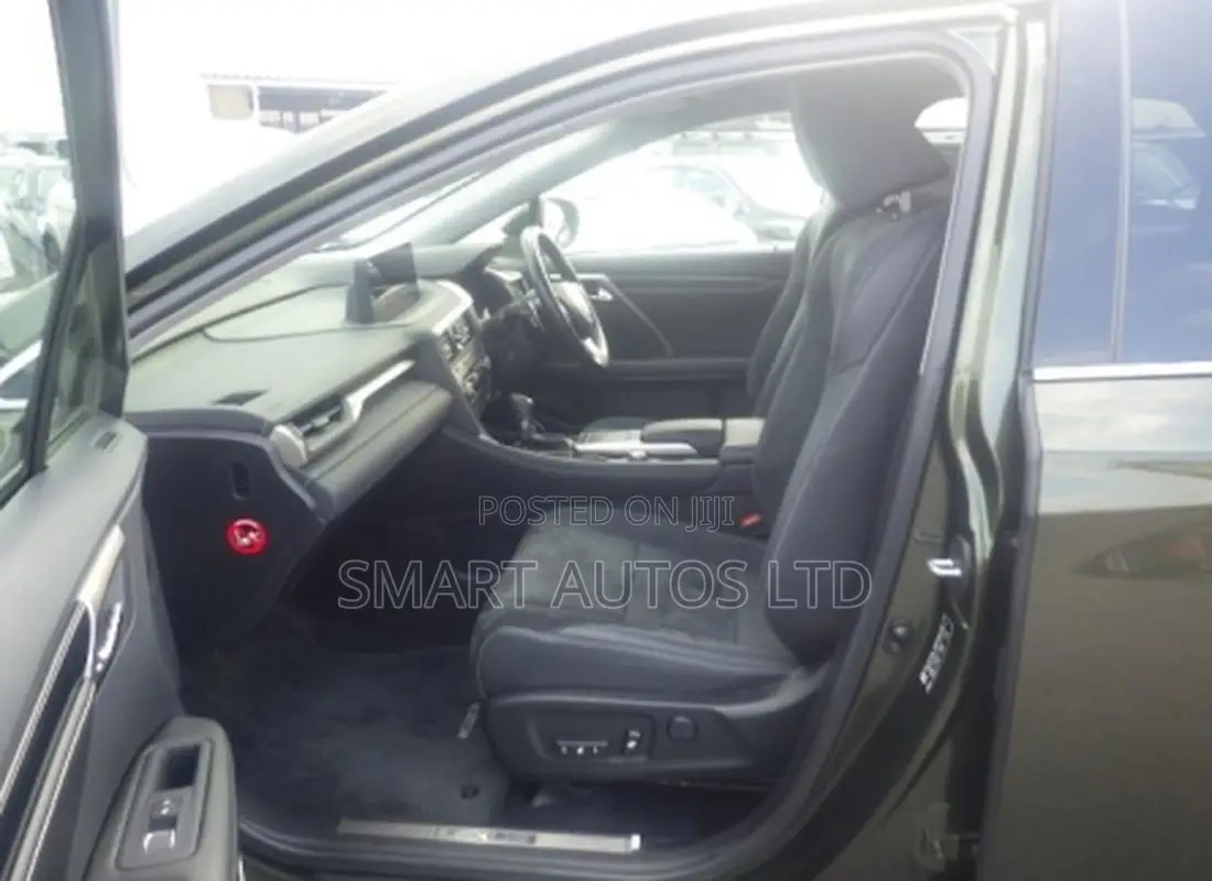 Lexus RX 300 2WD 2020 Green