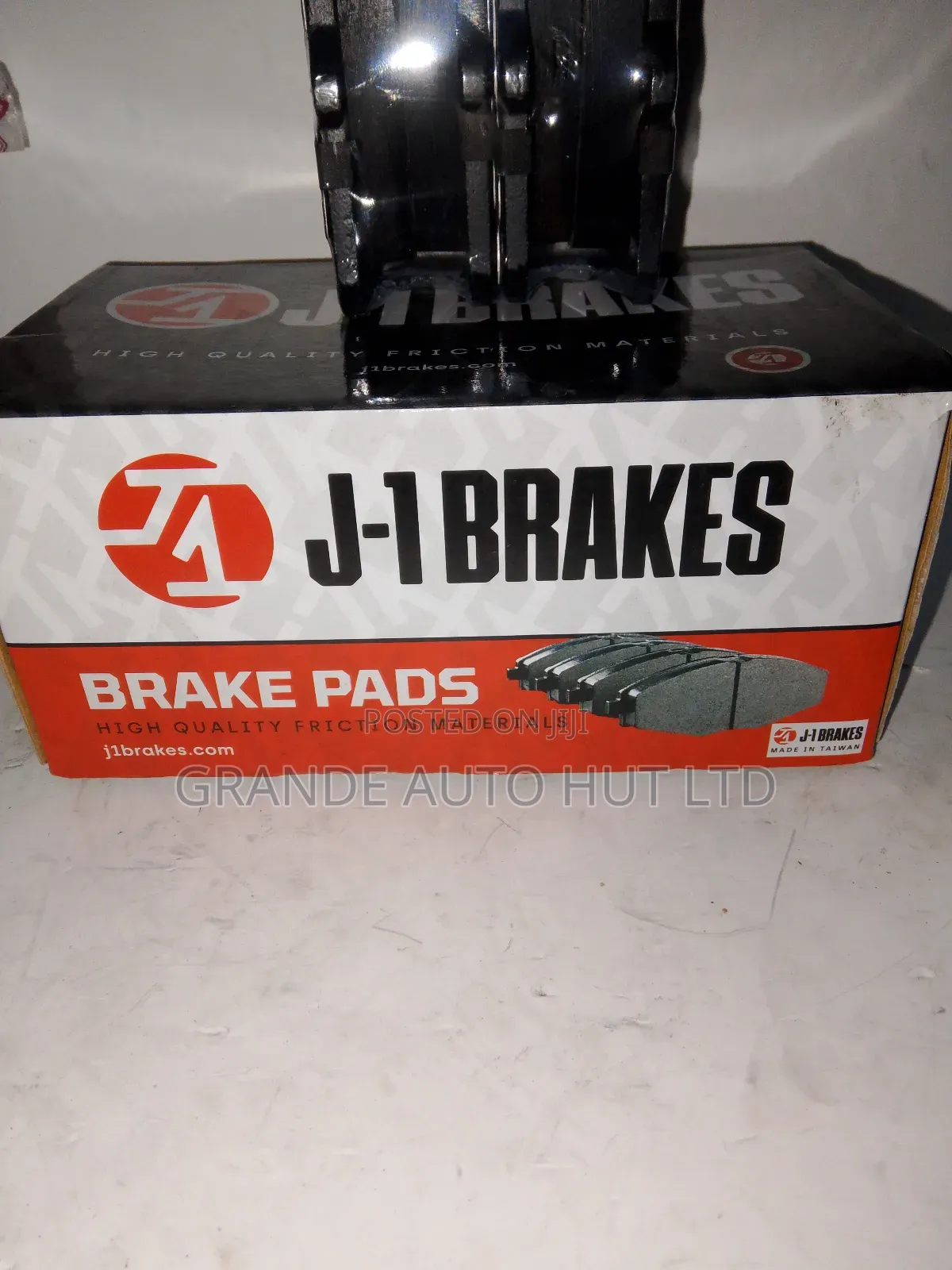 Front Brake Pads Toyota Hilux Long (J1brakes Brand)