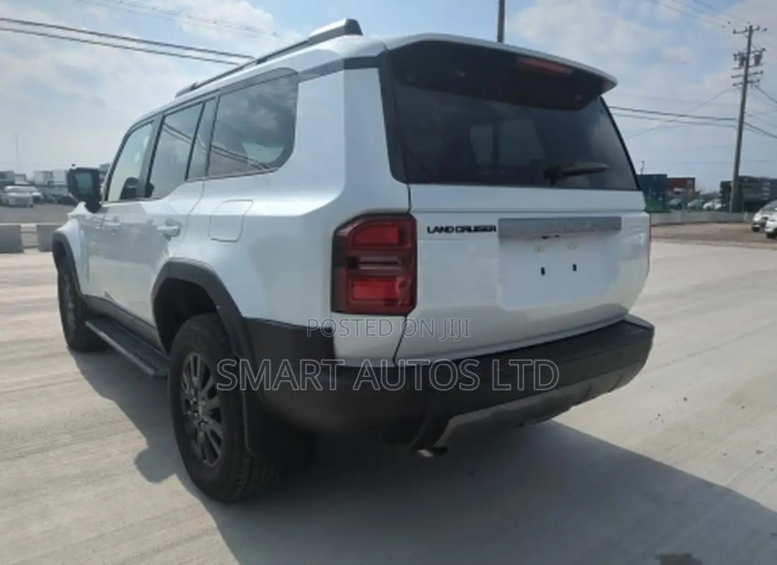 New Toyota Land Cruiser LC250 2025 White