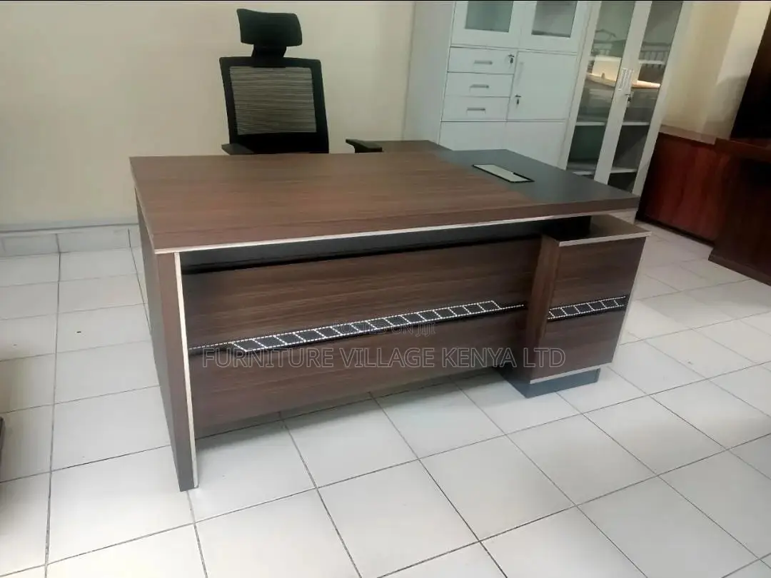 Office Desk ; 1.8 Meter L-shaped Executive Office Desk