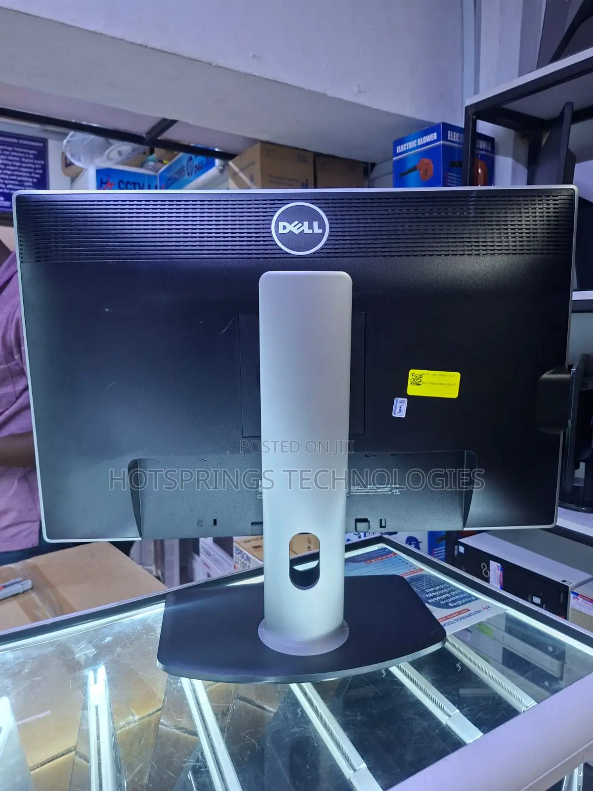 Dell Ultrasharp 2412m Monitor