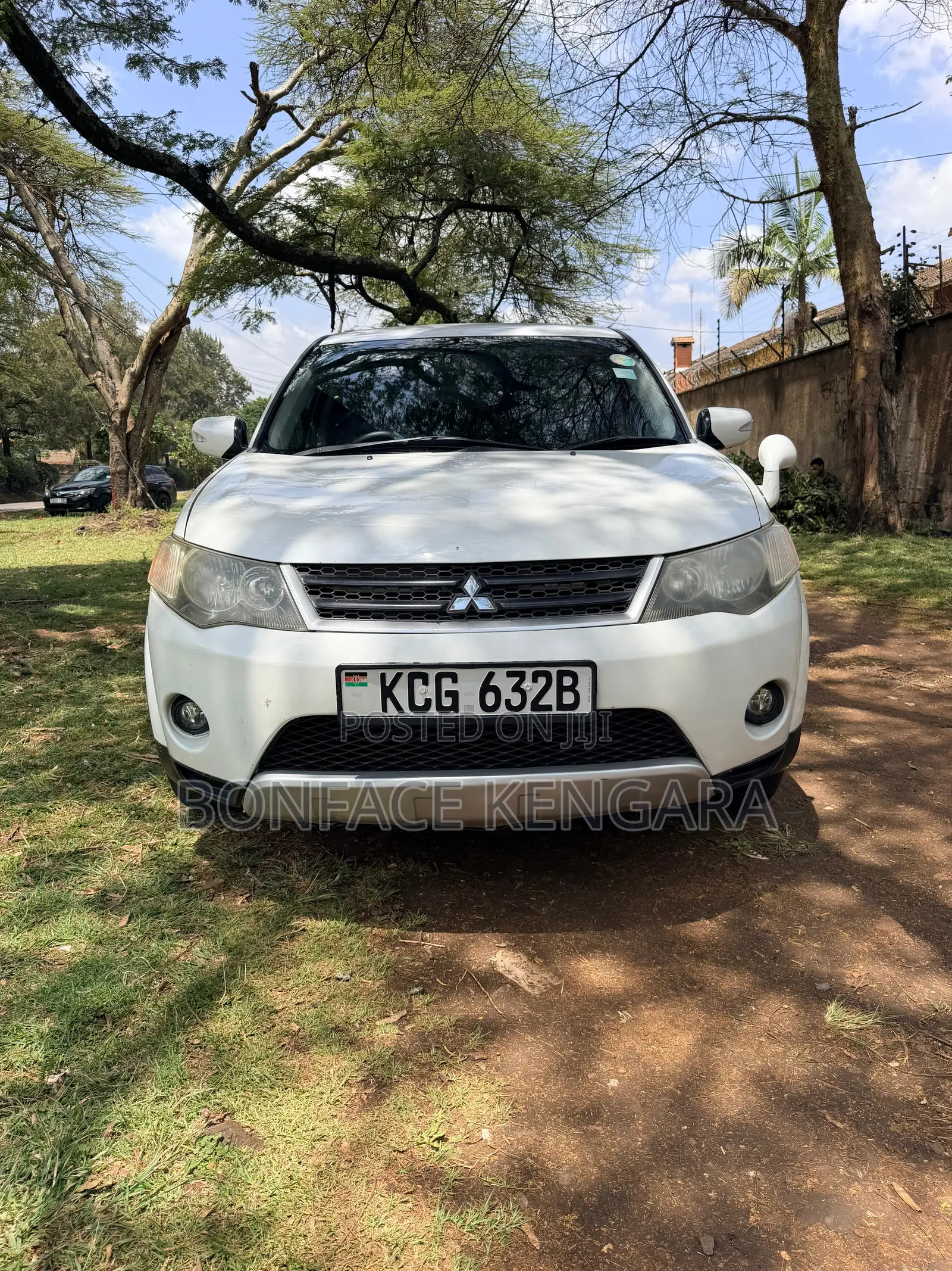 Mitsubishi Outlander 2.4 GLS Automatic 2009 White