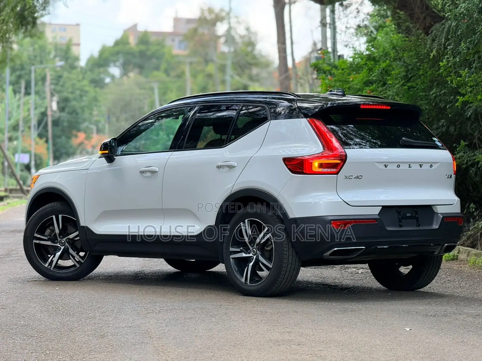 Volvo XC40 T5 Petrol AWD 2019 White
