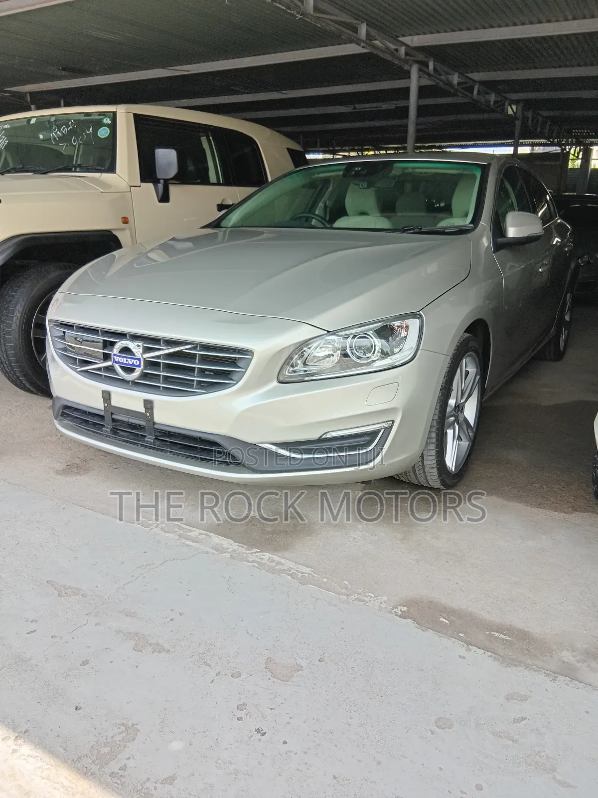 Volvo S60 2016 Silver