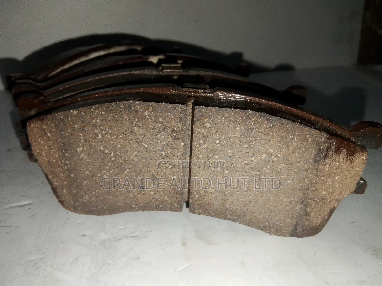 Front Brake Pads Kia Pride 2000 (Genuine Parts)