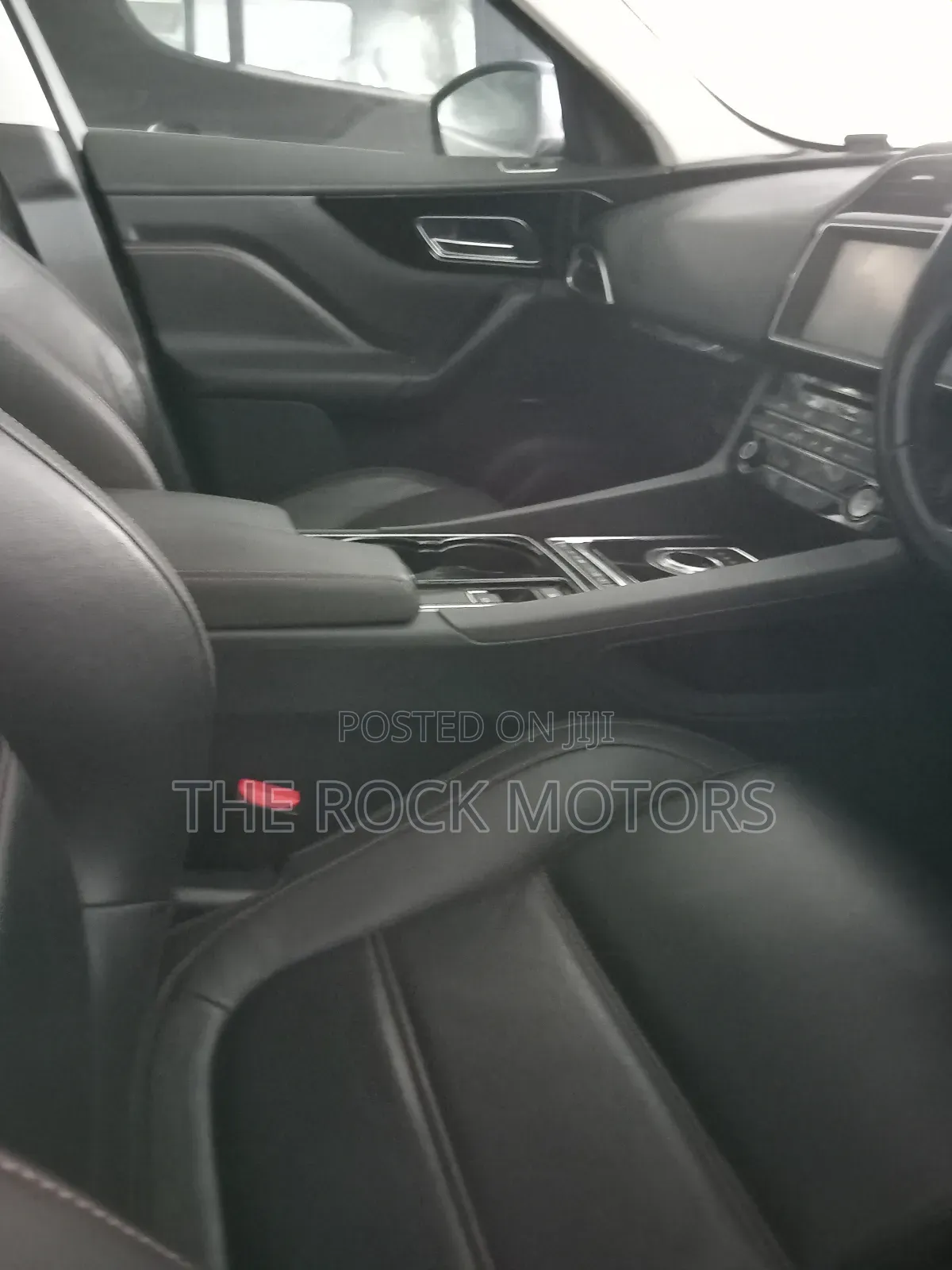 Jaguar F-Pace 2017 White