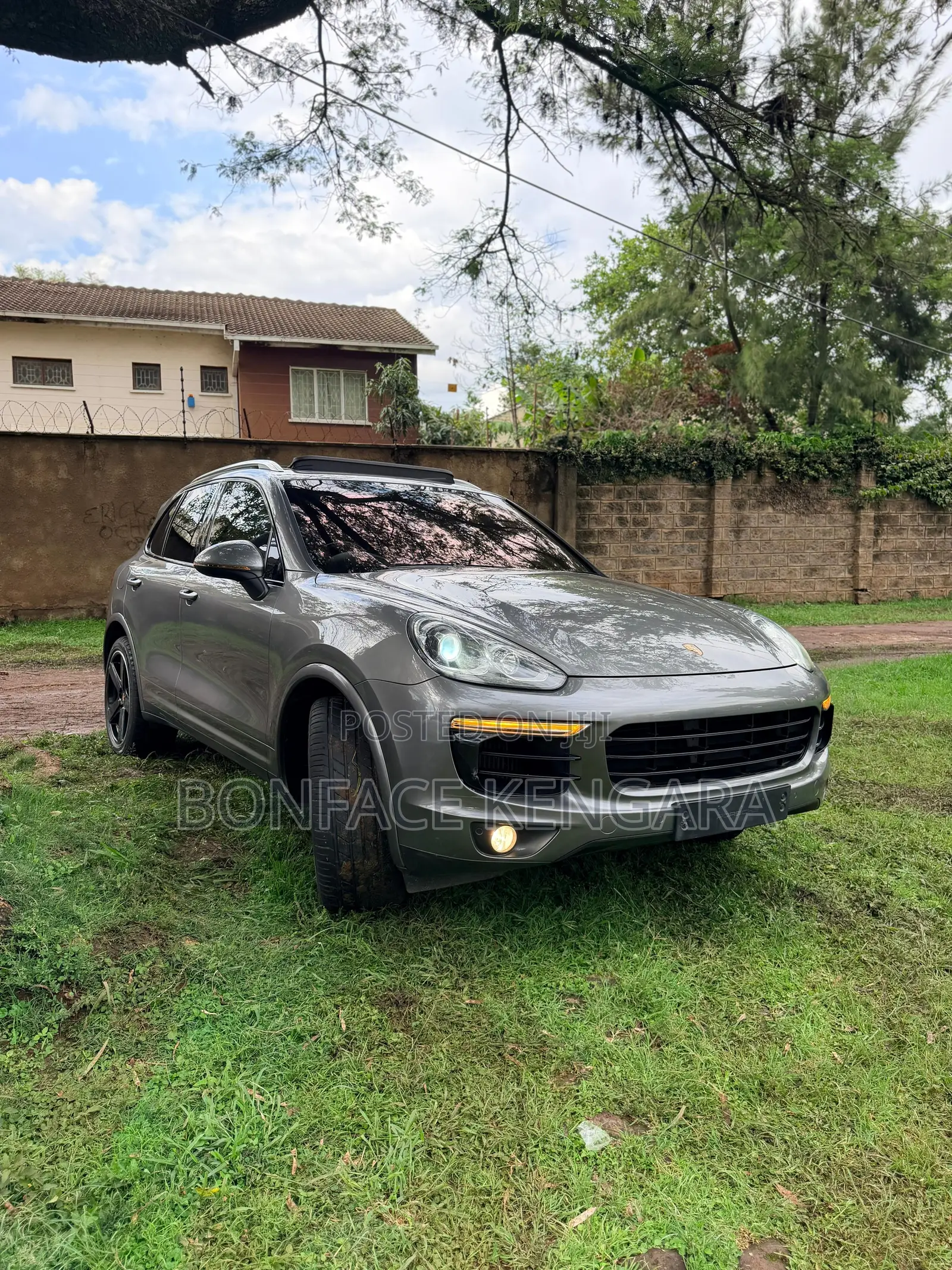Porsche Cayenne Platinum Edition AWD 2018 Gray
