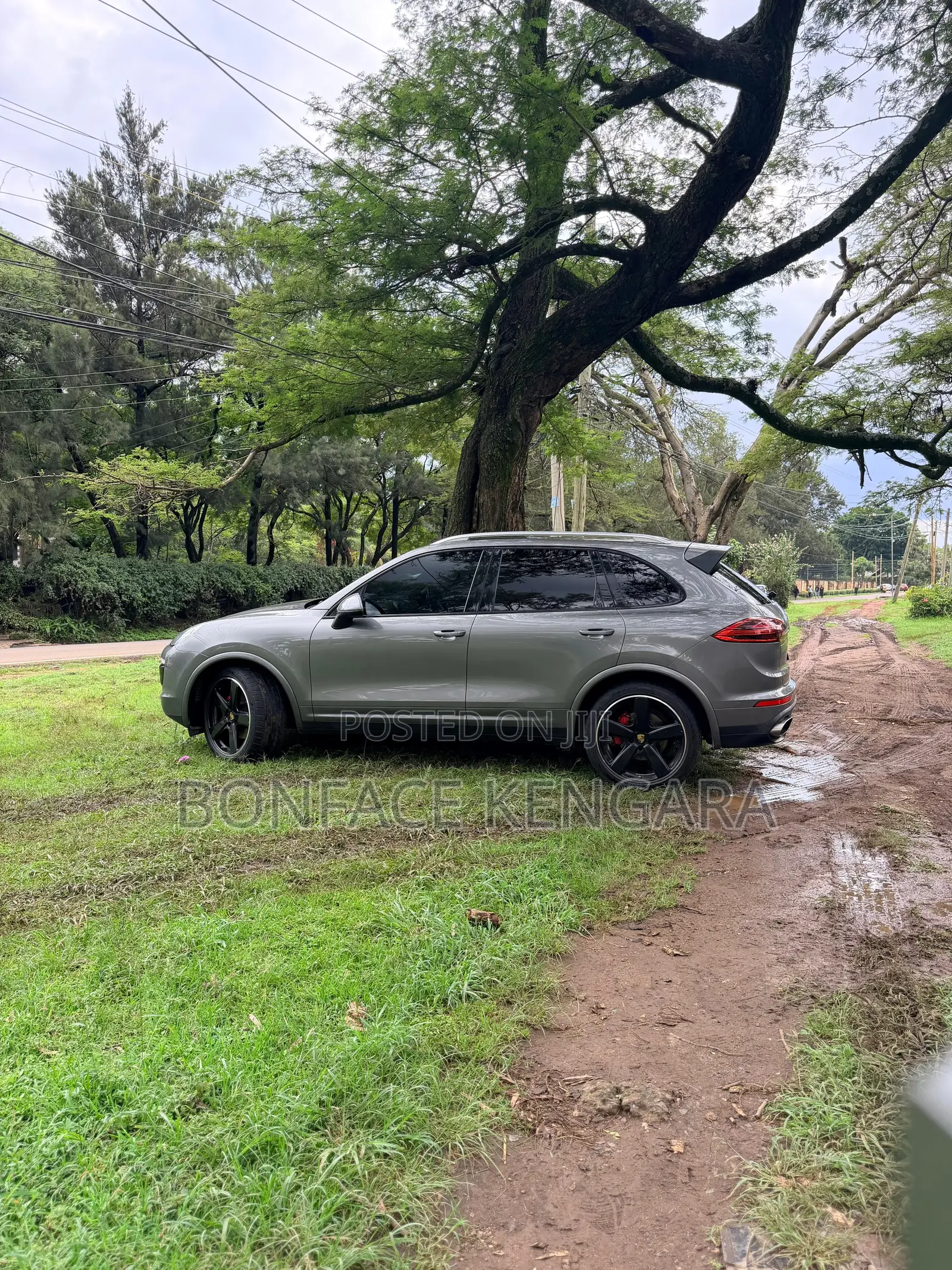 Porsche Cayenne Platinum Edition AWD 2018 Gray