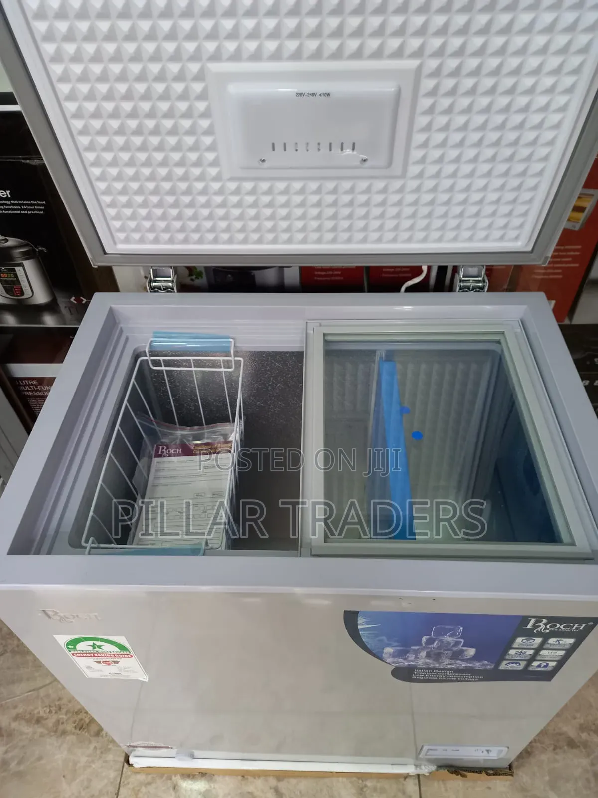Roch 140 Litres Deep Freezer