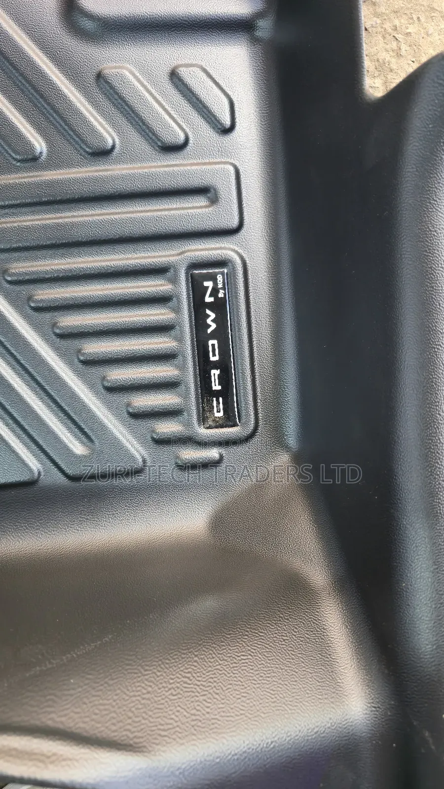 Toyota Crown 5d Floor Mats