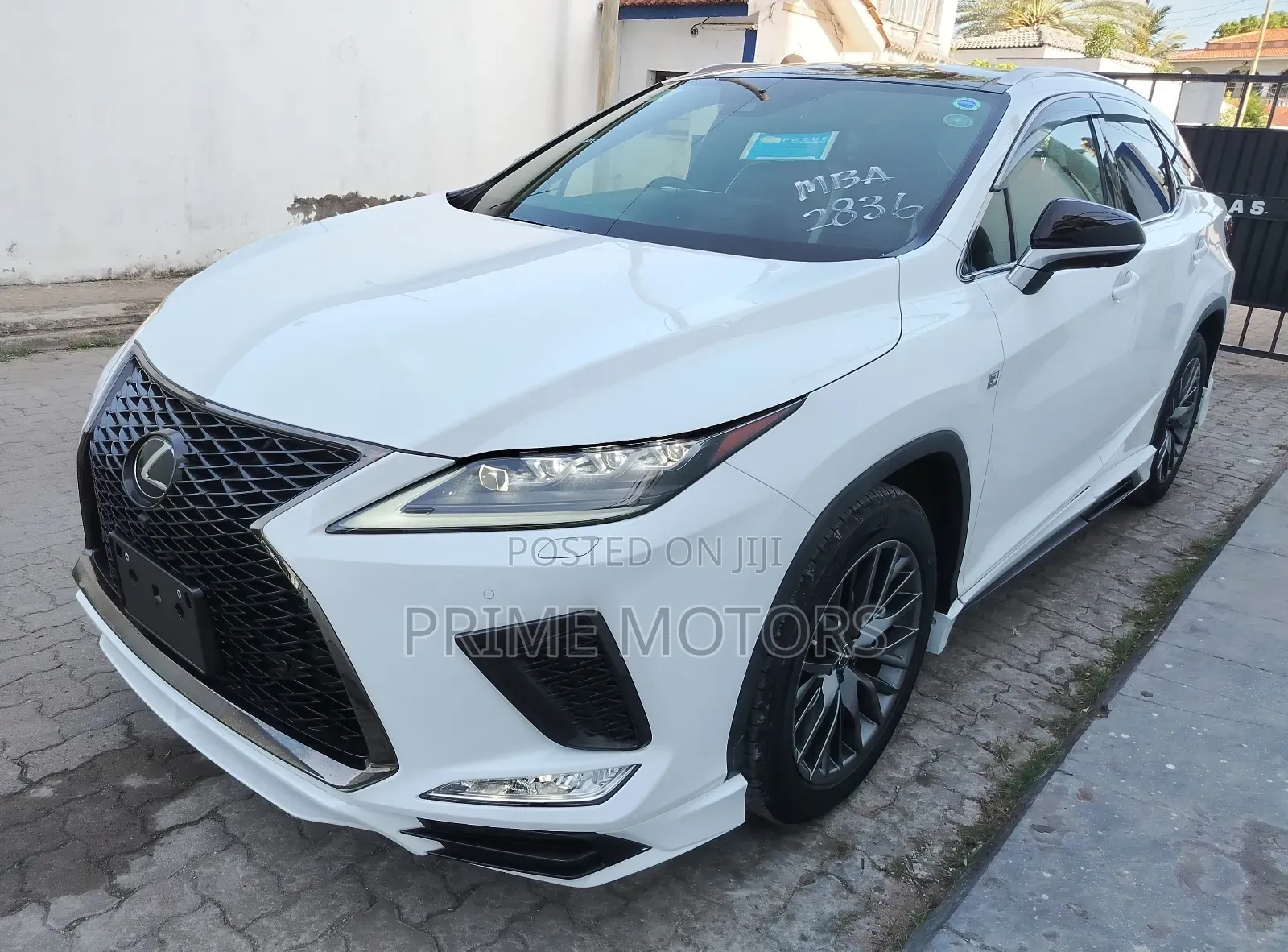 Lexus RX 300 2019 White