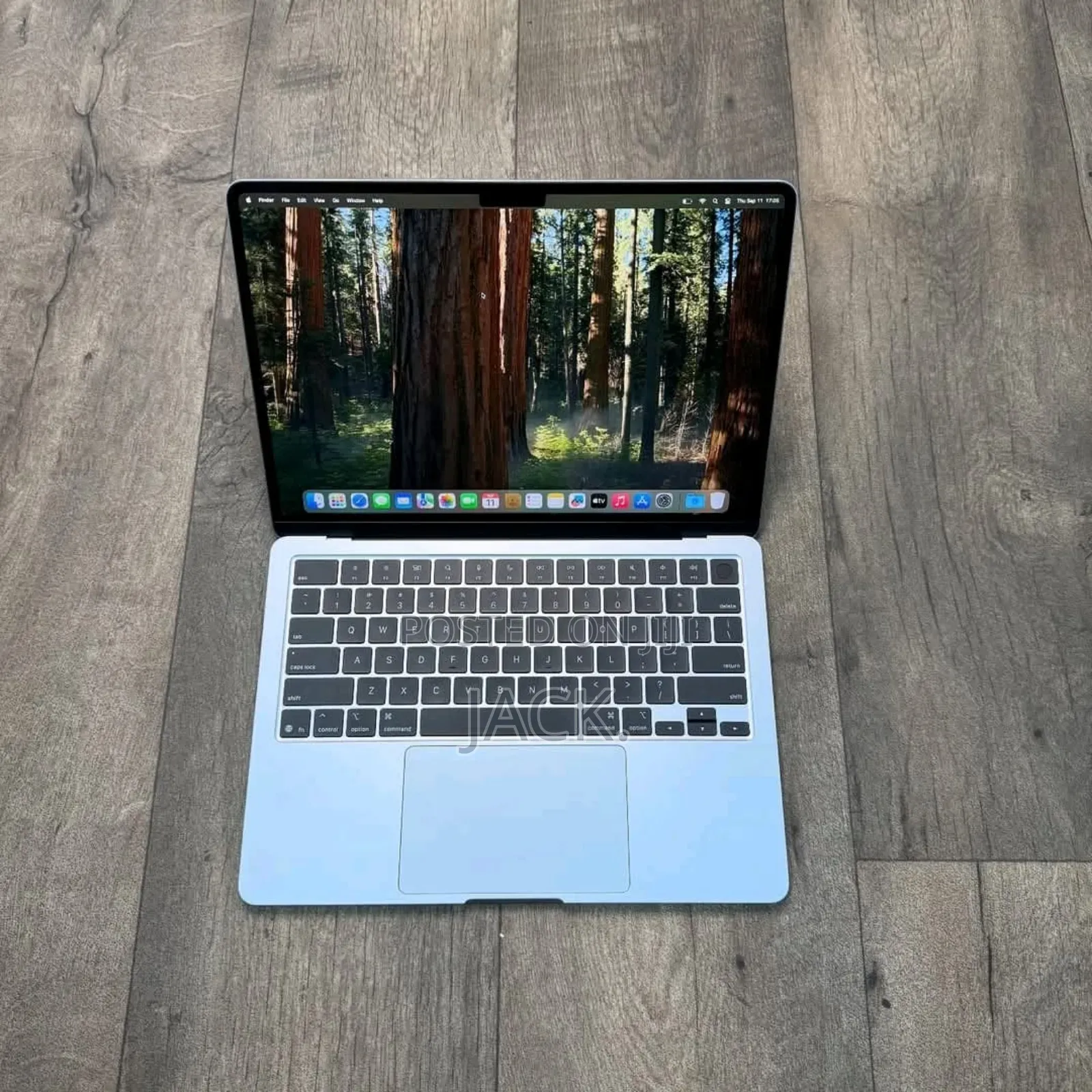 Laptop Apple MacBook Air 2025 M4 13-inch 16GB Apple M4 SSD 512GB