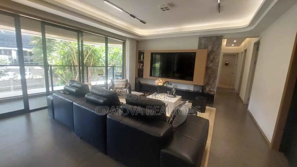 4bdrm Apartment in Muthangari for sale