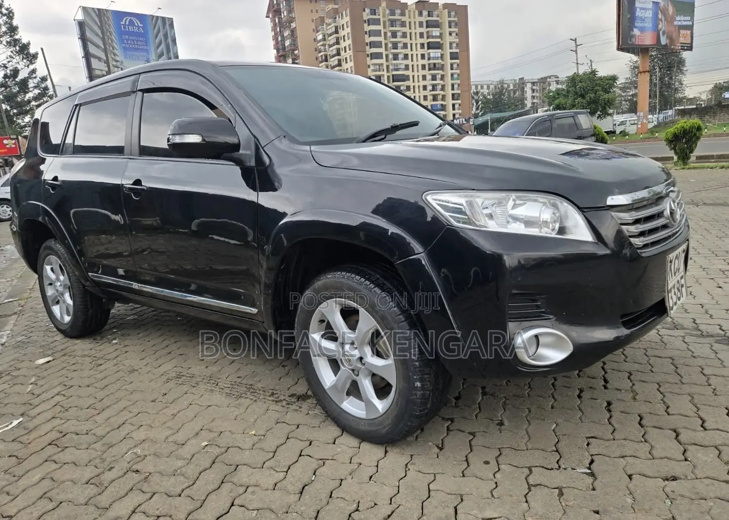 Toyota Vanguard 2012 Black