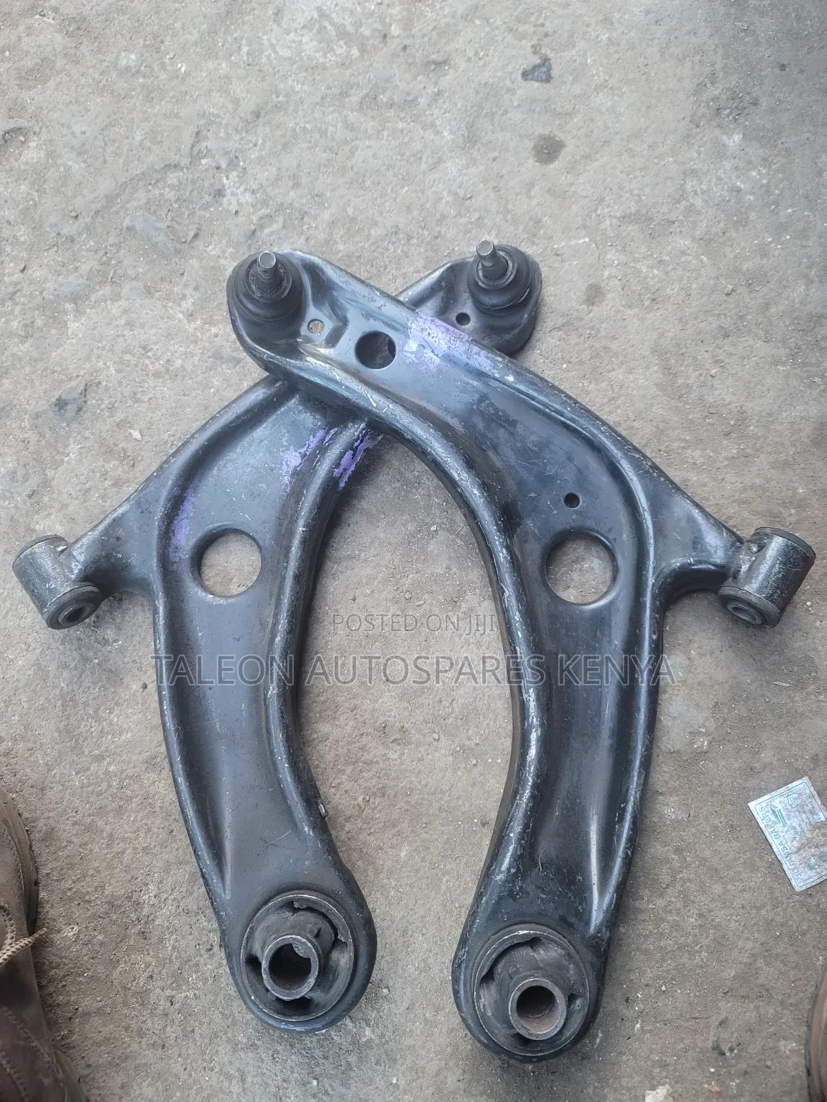 Toyota Axio 161 Lower Control Arms