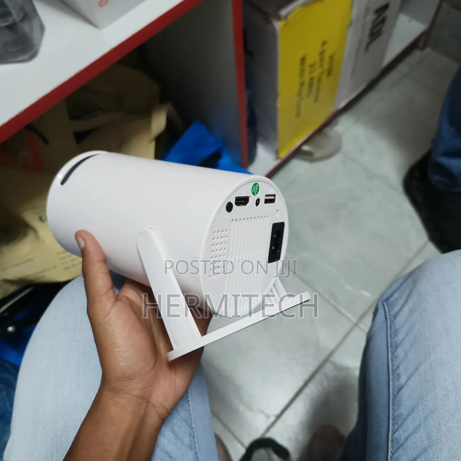 Mini Portable Projector 720p Hd Wifi Smart Projector