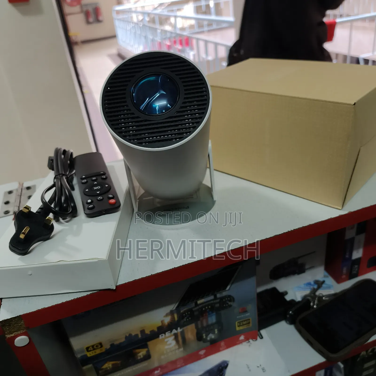 2026 New Hy 300 Smart Mini Projector Android