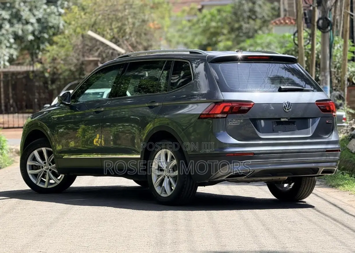 Volkswagen Tiguan 2.0T SE AWD 4MOTION 2019 Gray