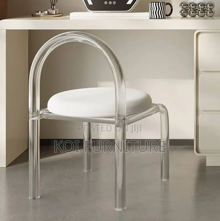 Dressers; Bedroom Vanity Set With Lightings