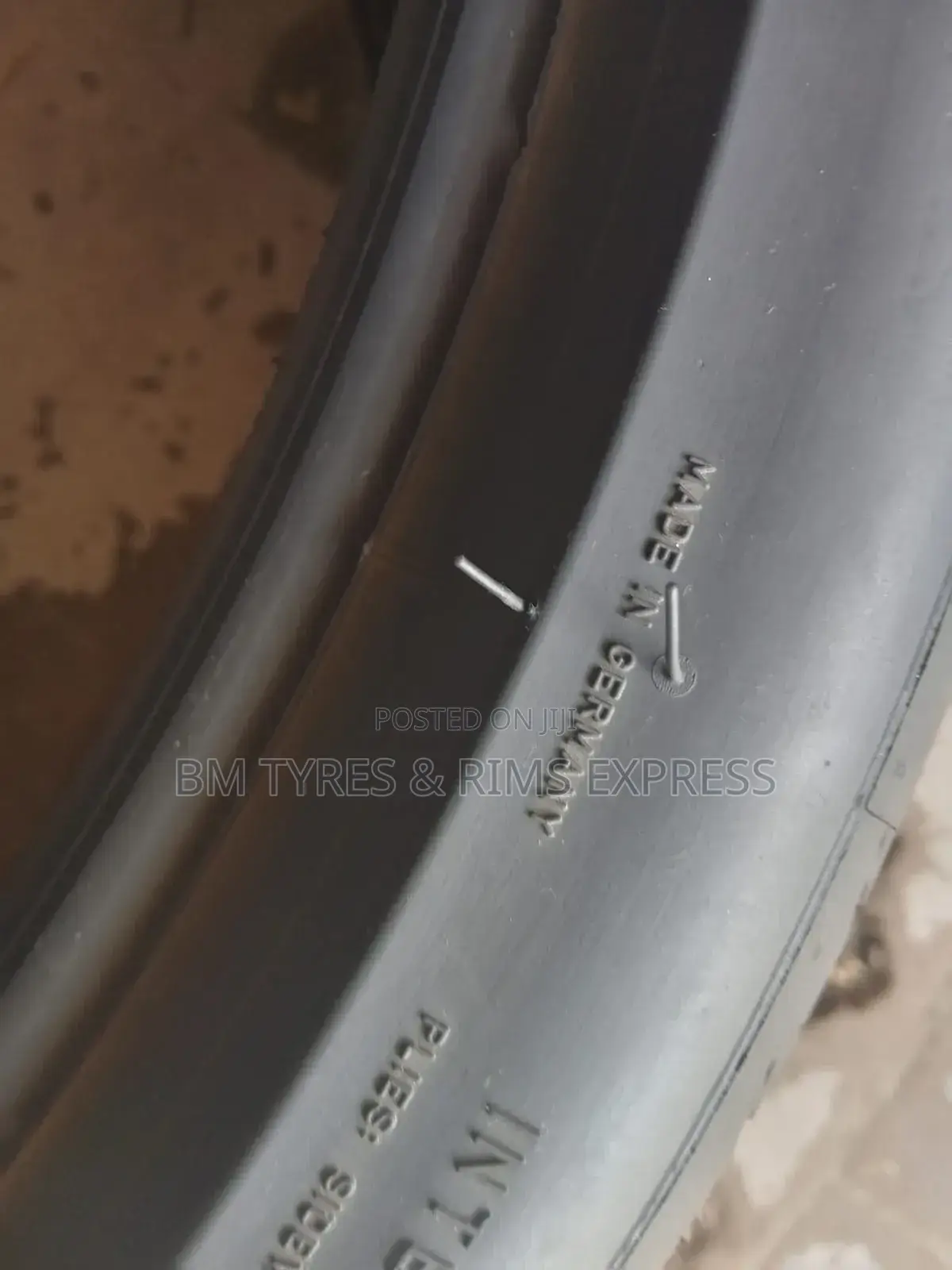 275 /30 R20 Pireli (Germany)